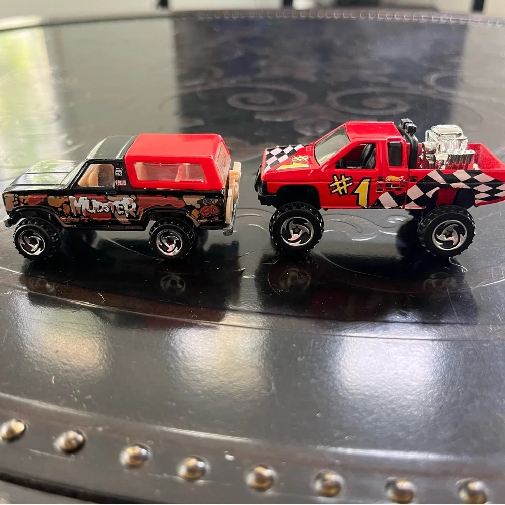 Hot Wheels Jeeps & Trucks